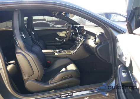 2017 Mercedes-Benz C 63 Amg-S z USA, uszkodzony, nr VIN WDDWJ8HB1HF485050